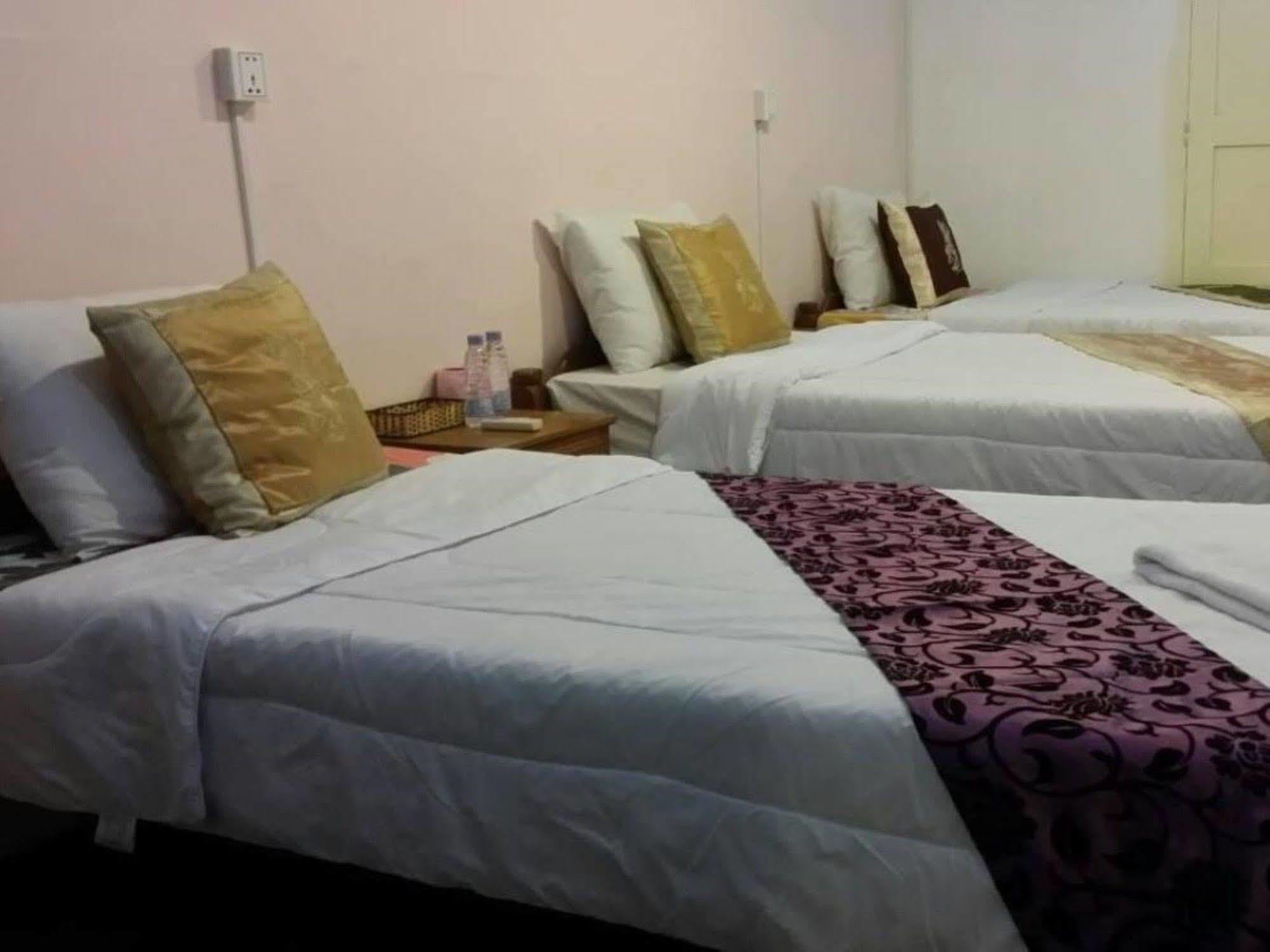 Blue Home Villa 2 Phnom Penh Ngoại thất bức ảnh